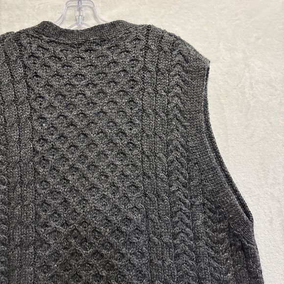 Aran Islands Knitwear Sweater Vest Men's XXL Gray Knit Fisherman Cable Wool - Picture 9 of 14